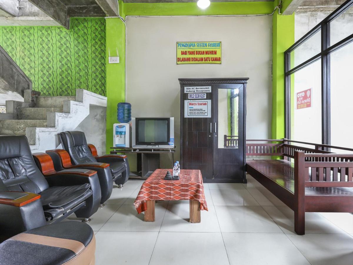 Oyo 3830 Dfarys Gh Syariah Ξενοδοχείο Μπαλικπαπάν Εξωτερικό φωτογραφία
