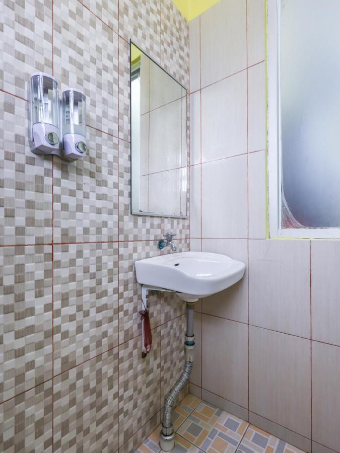Oyo 3830 Dfarys Gh Syariah Ξενοδοχείο Μπαλικπαπάν Εξωτερικό φωτογραφία